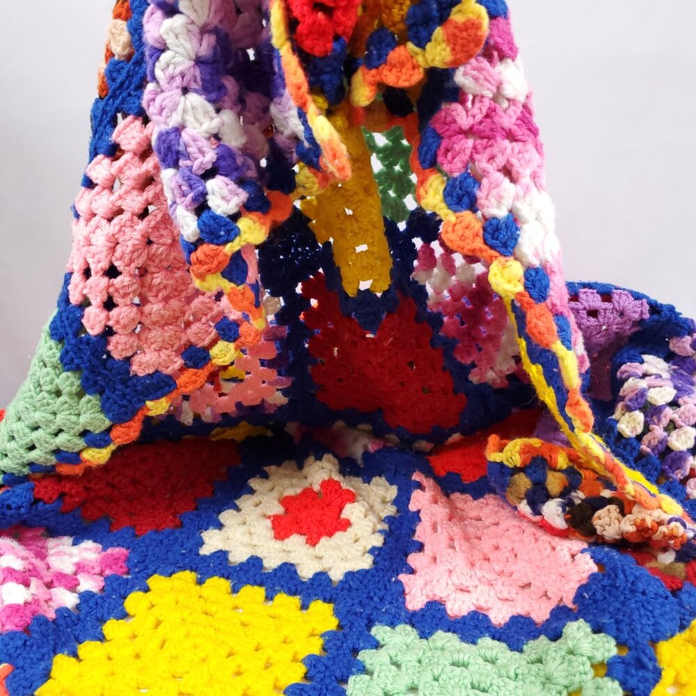 Beautiful Granny Square Crochet Knit Pattern Multicolored Afghan Sz 41in x 70in